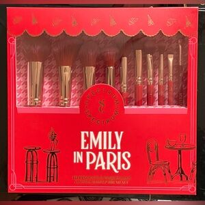 ✨NEW✨Spectrum Emily in Paris 10 Piece Bistro Makeup Brush Set